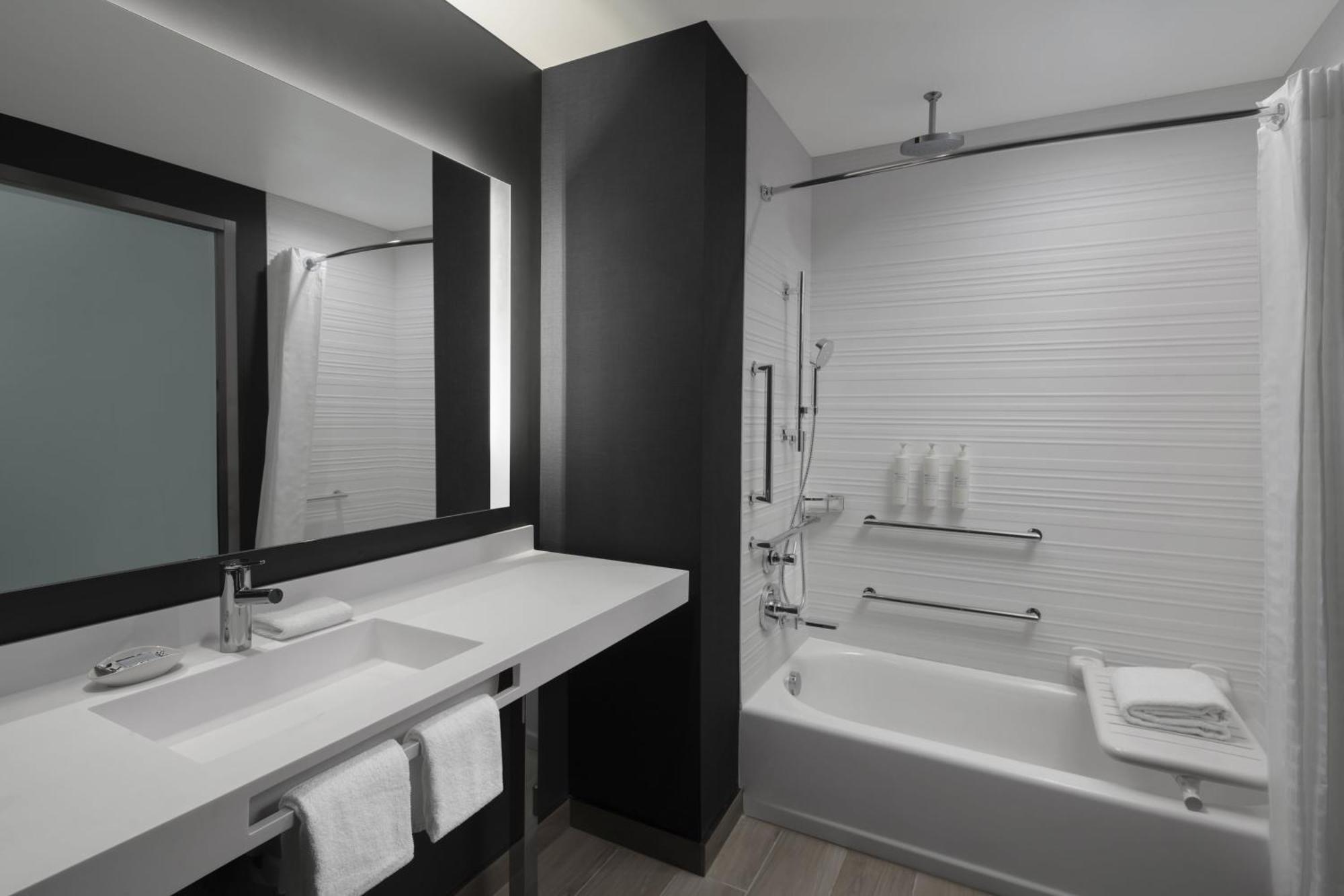 Ac Hotel By Marriott St. Louis Clayton Eksteriør bilde